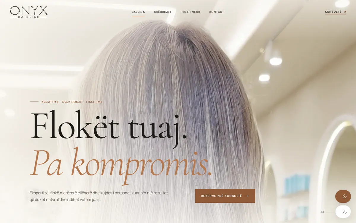 Onyx Hairline homepage with the Flokët tuaj. Pa kompromis. headline over a hair close-up